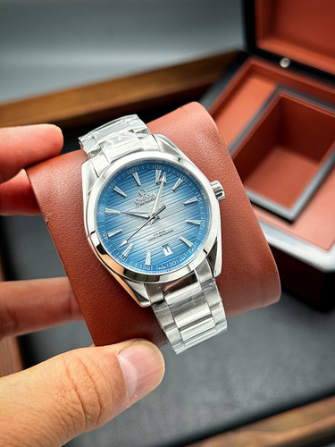 ساعت مچی امگا سیمستر