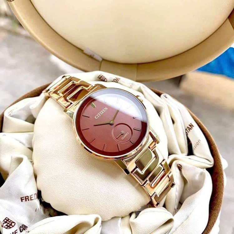 ساعت مچی عقربه ای زنانه سیتی زن مدل EQ9063-55X