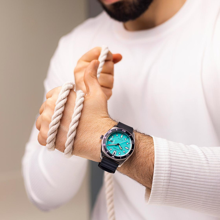 ساعت مچی عقربهای مردانه سیتی زن مدل AW1760-14X